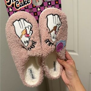 Women's Pink Slippers